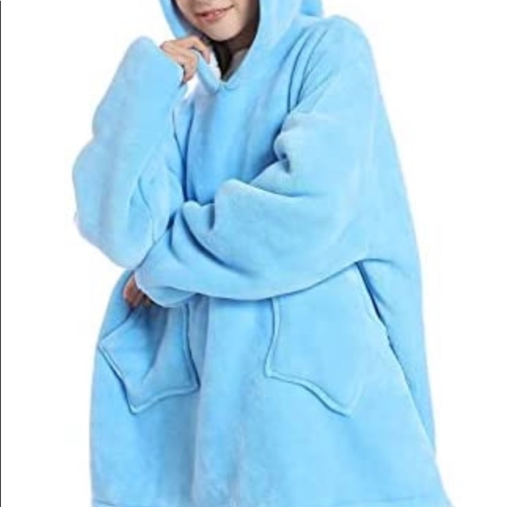 Wearable hooded blanket